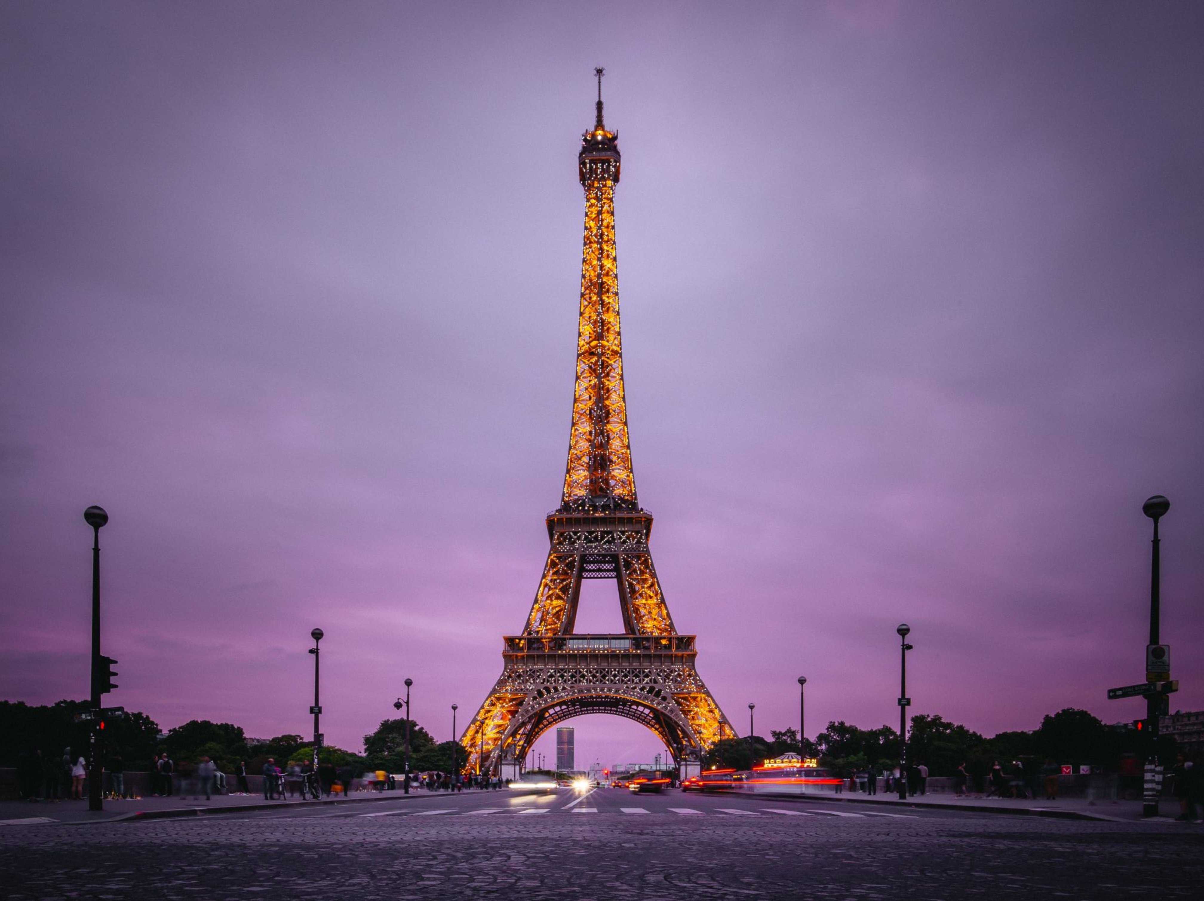 eiffel tower